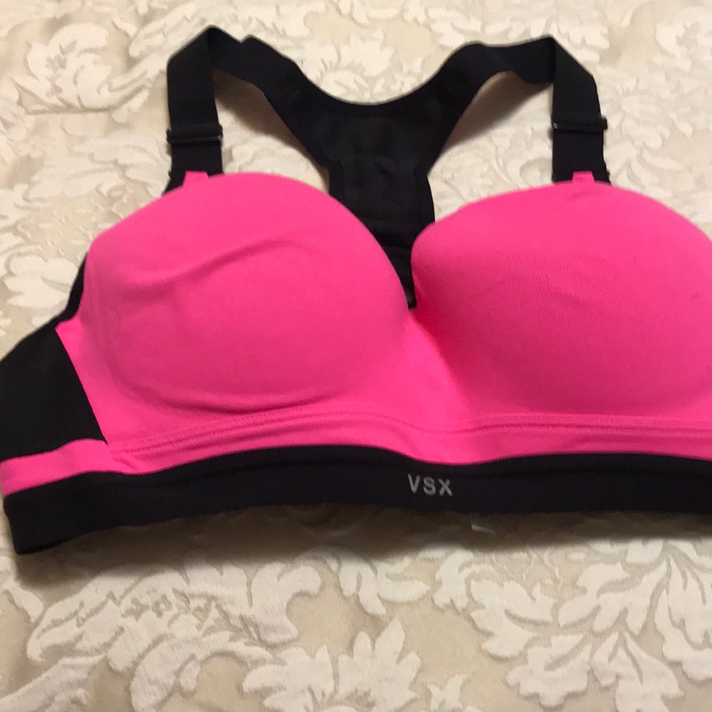 Sports bra